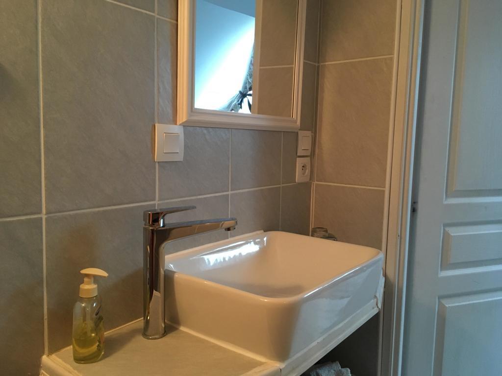 Le Saint Aubin- Maison D Hotes Dans Ce Monastere Du 16 Siecle Amfreville-la-Campagne Εξωτερικό φωτογραφία